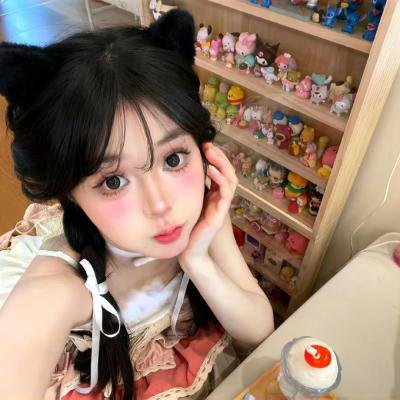 注视我心
